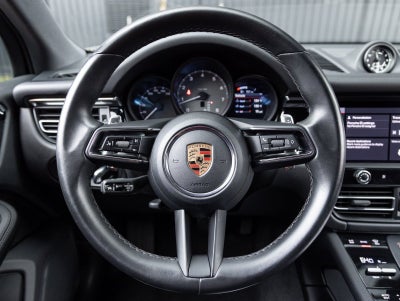 2023 Porsche Macan Macan S (MY23)