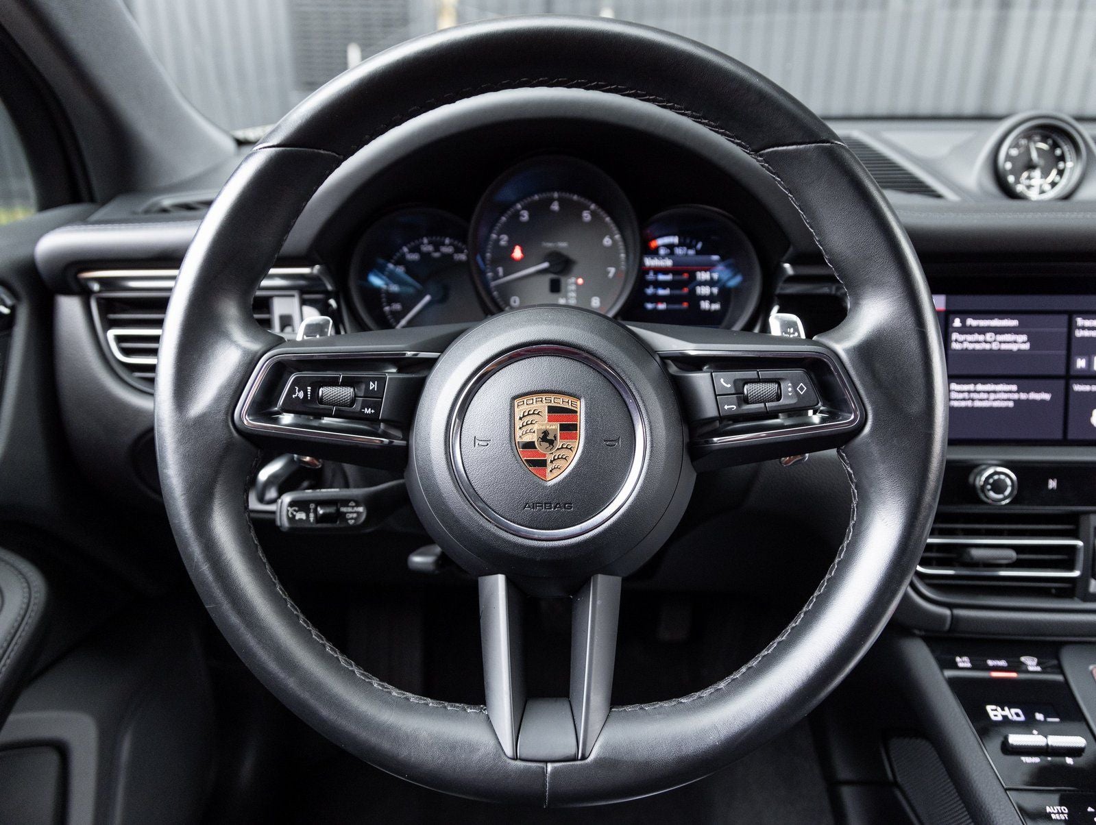 2023 Porsche Macan Macan S (MY23)