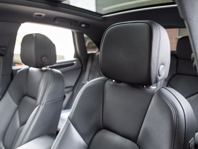 2023 Porsche Macan Macan S (MY23)