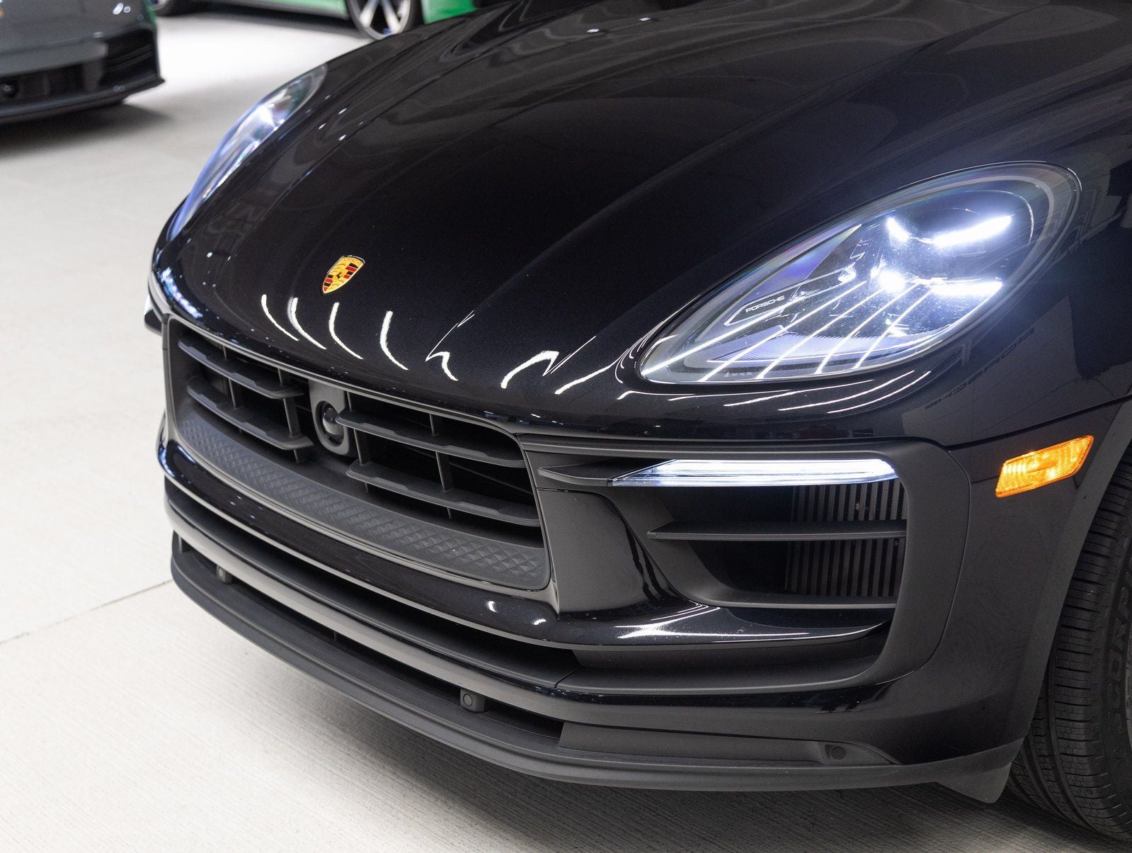 2023 Porsche Macan Macan S (MY23)