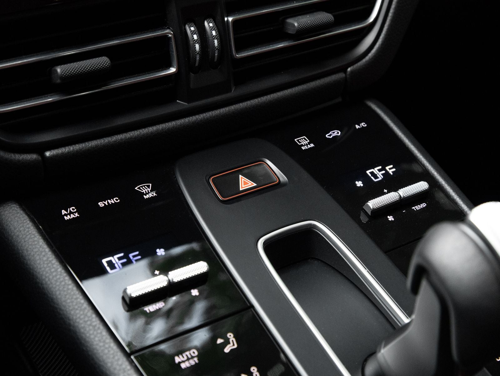 2023 Porsche Macan S