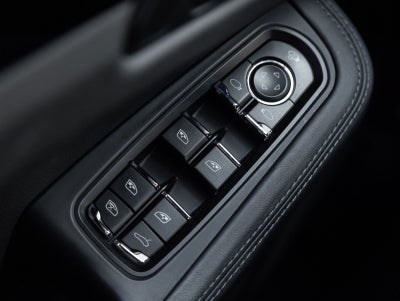 2023 Porsche Macan S