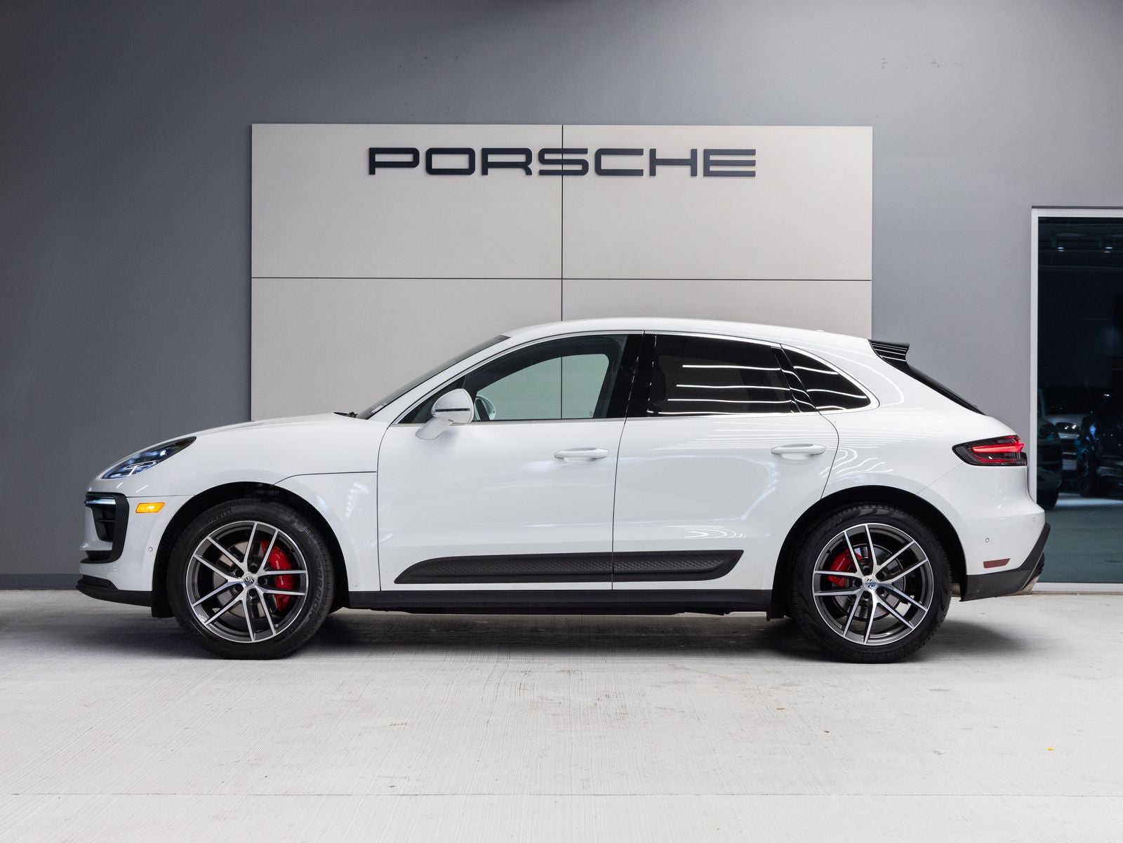 2023 Porsche Macan S