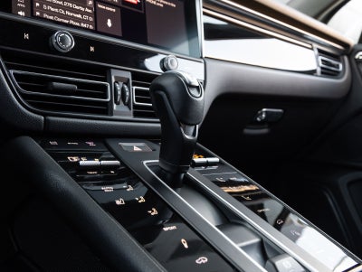 2023 Porsche Macan S