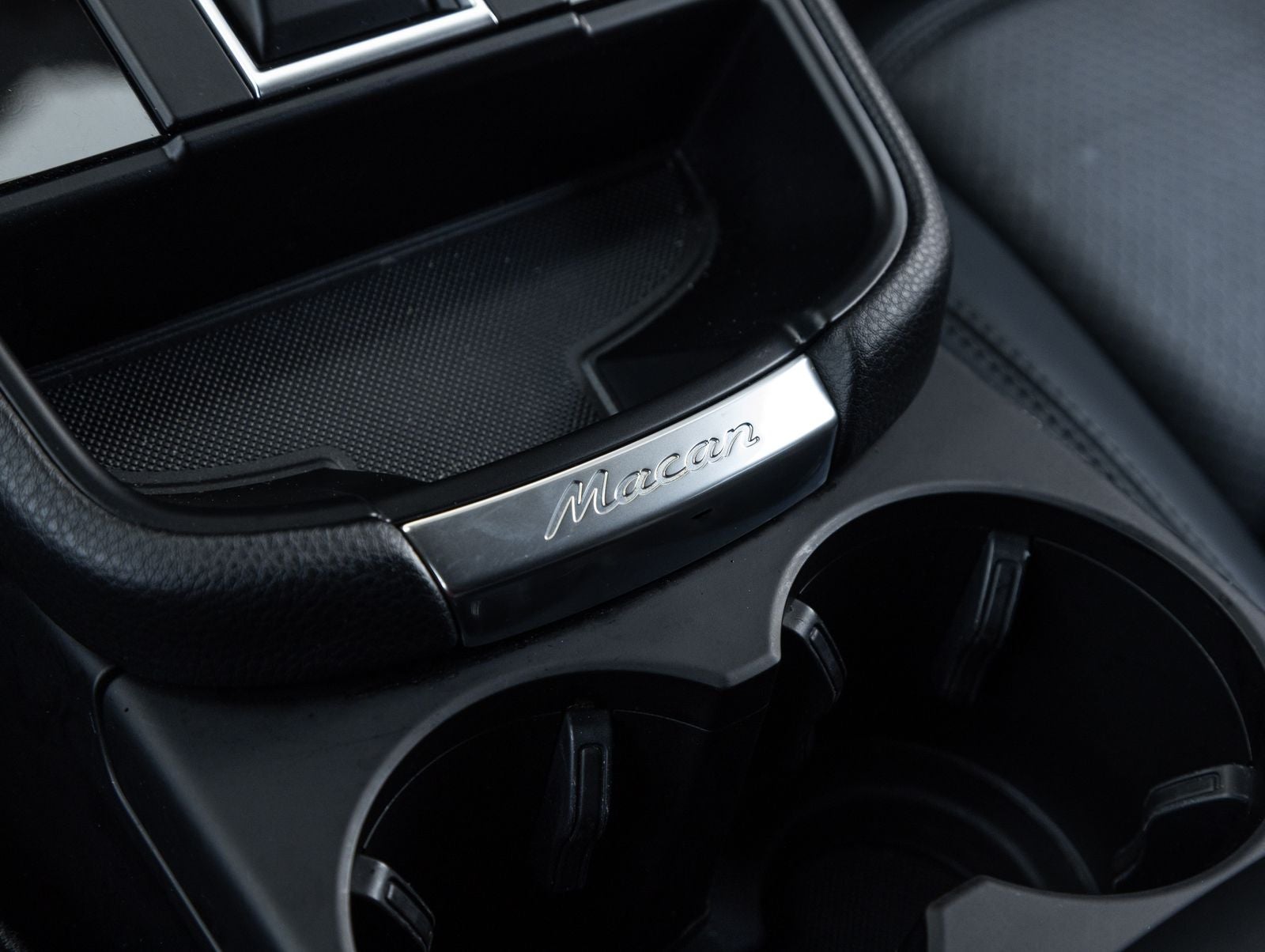 2023 Porsche Macan S