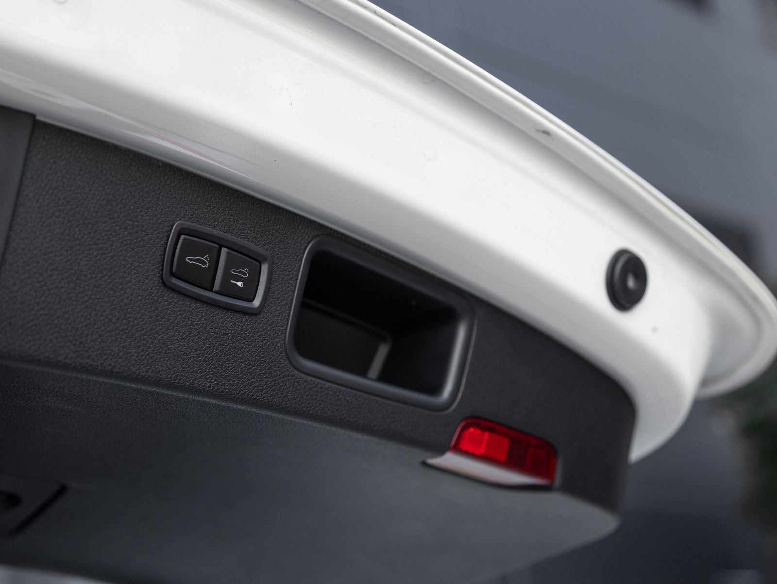 2023 Porsche Macan S