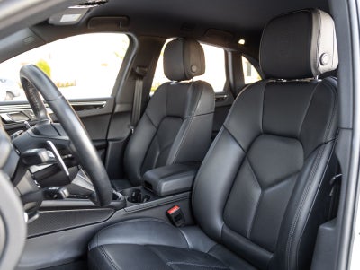 2023 Porsche Macan S