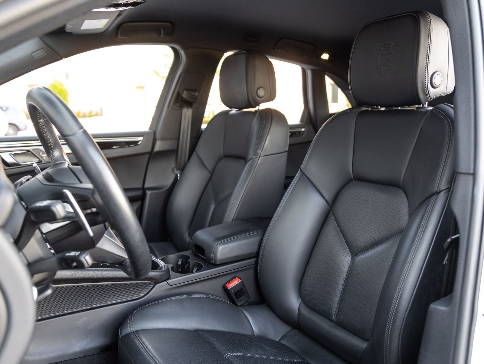 2023 Porsche Macan S