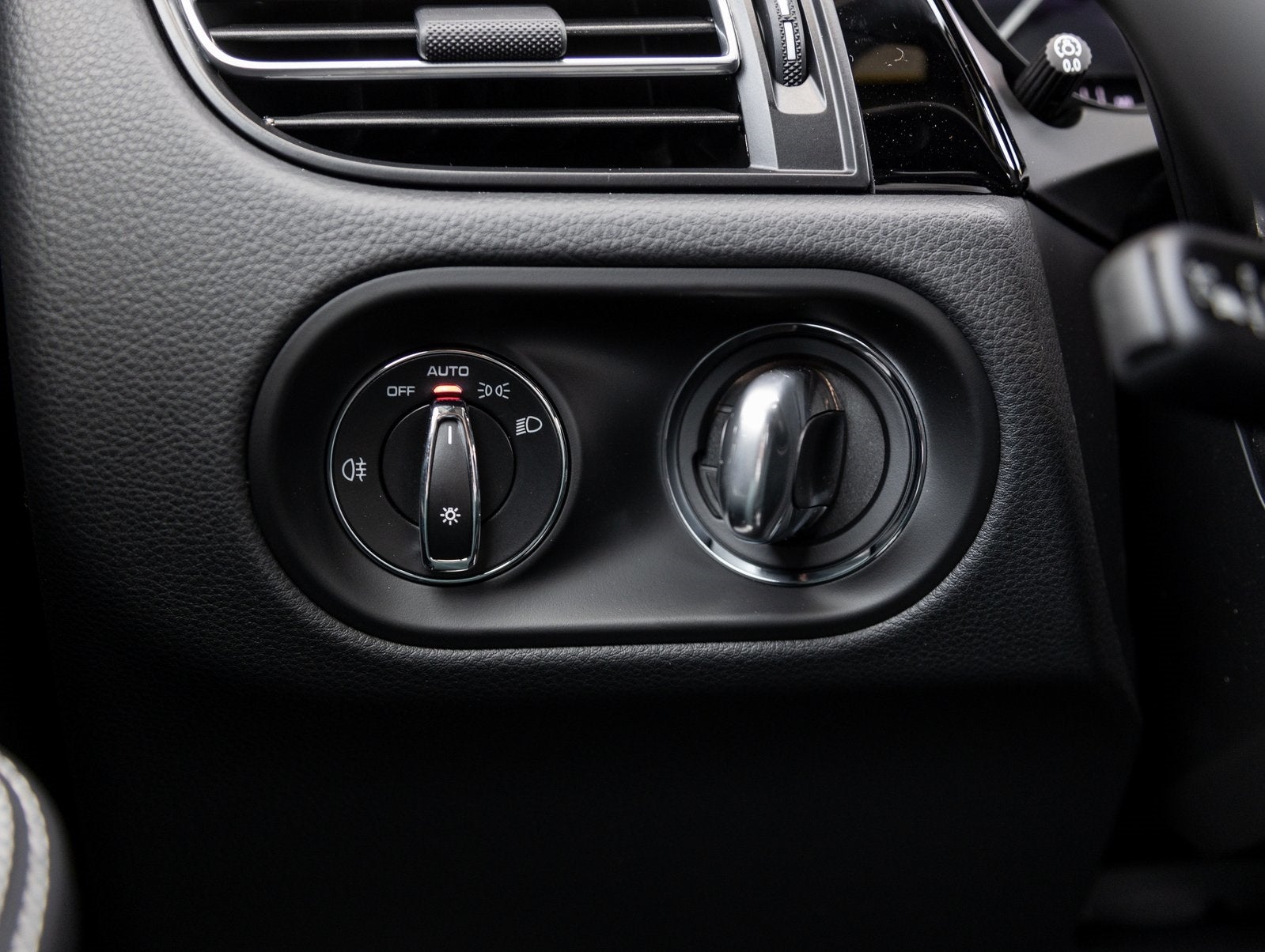 2025 Porsche Macan Macan S