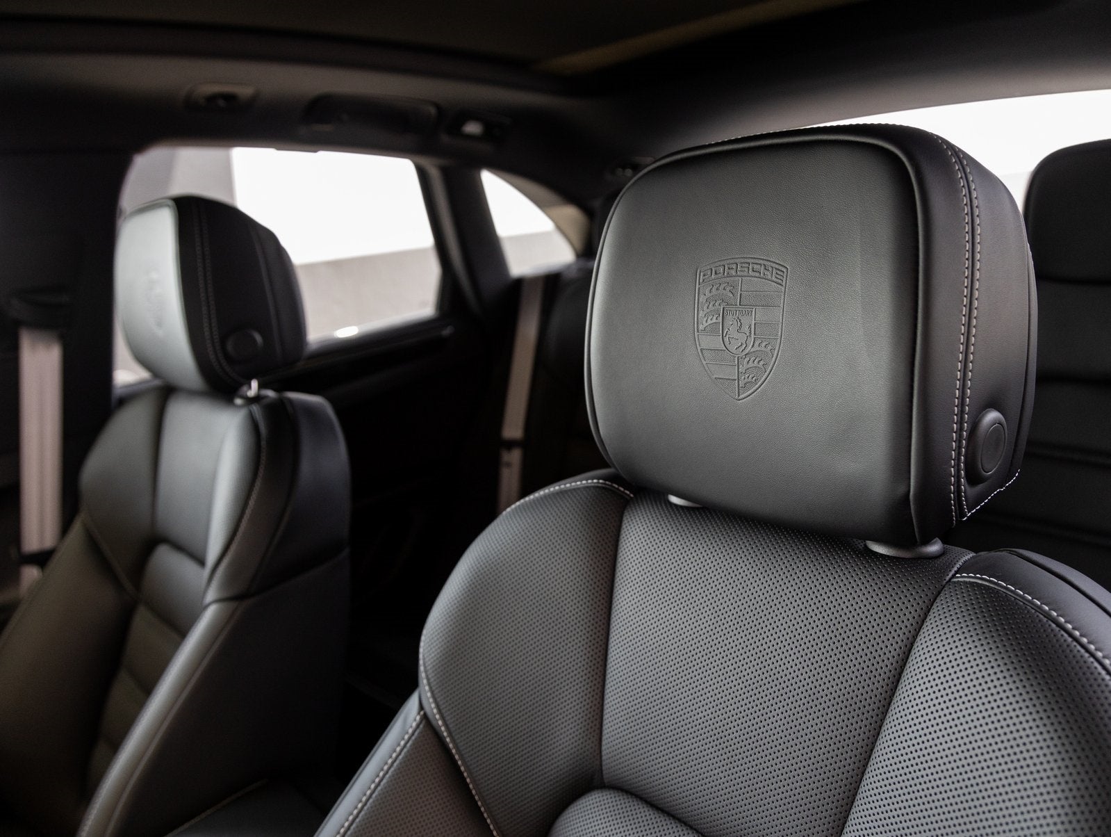 2025 Porsche Macan Macan S