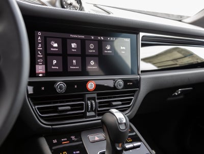 2025 Porsche Macan Macan S