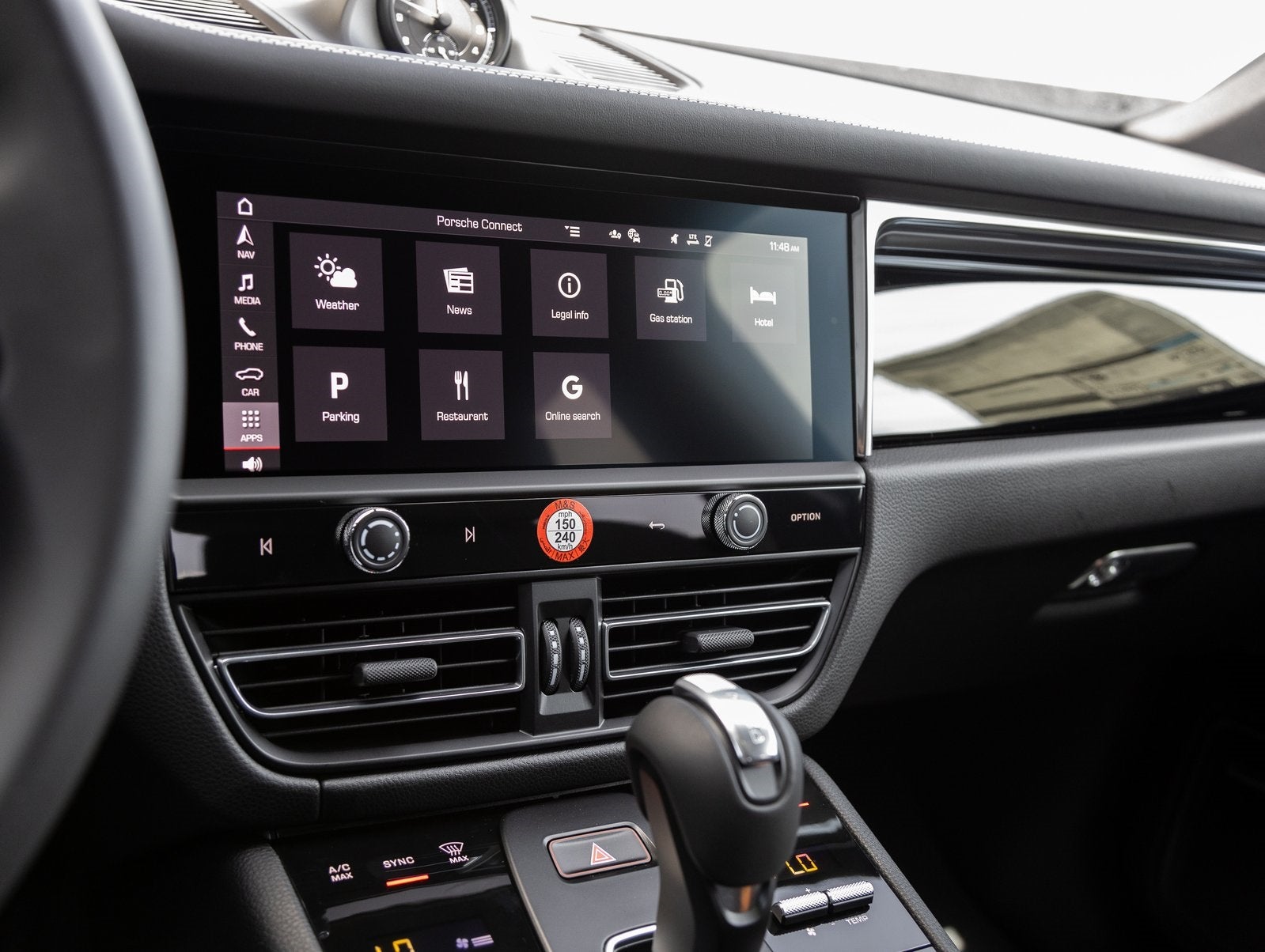 2025 Porsche Macan Macan S