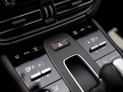 2025 Porsche Macan Macan S