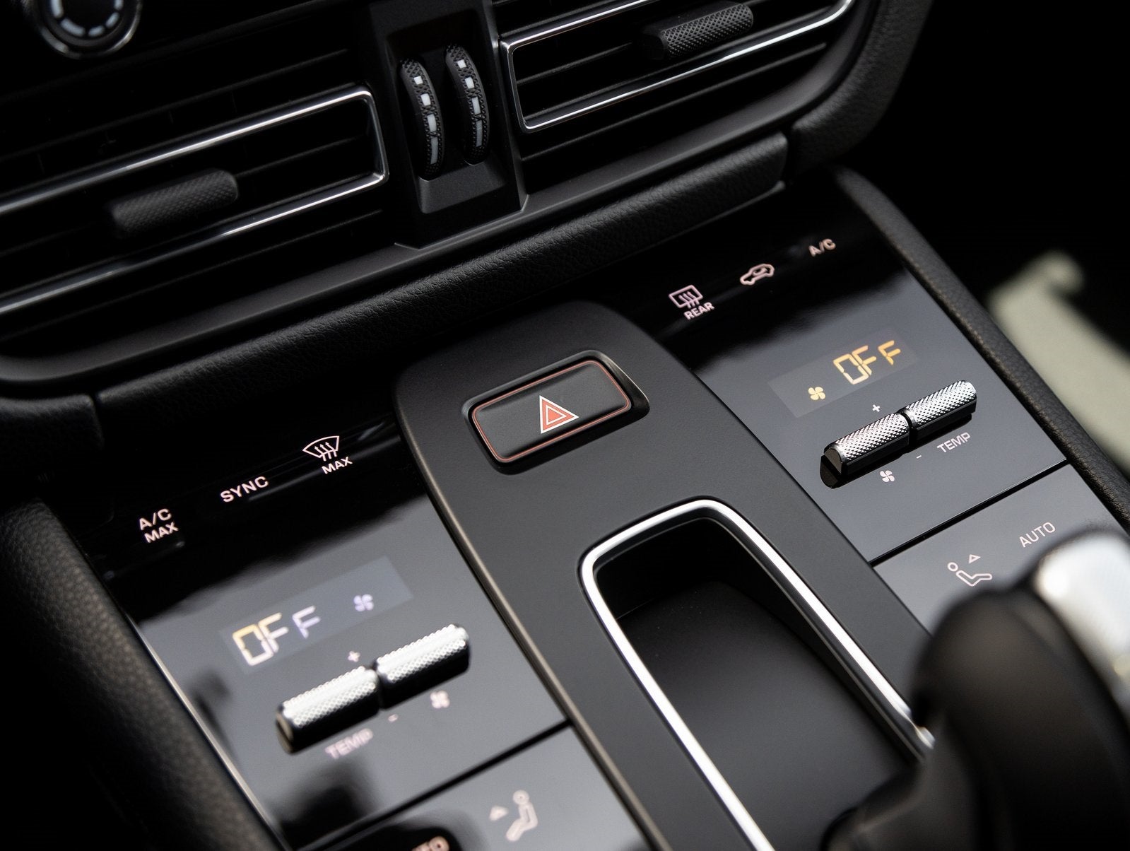 2025 Porsche Macan Macan S