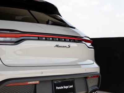 2025 Porsche Macan Macan S
