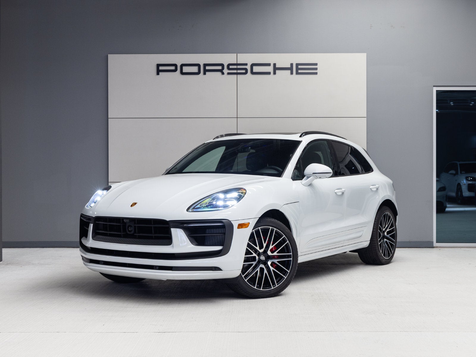 2026 Porsche Macan