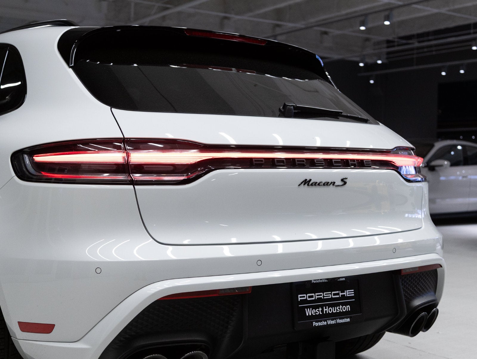 2026 Porsche Macan S - Photo 32