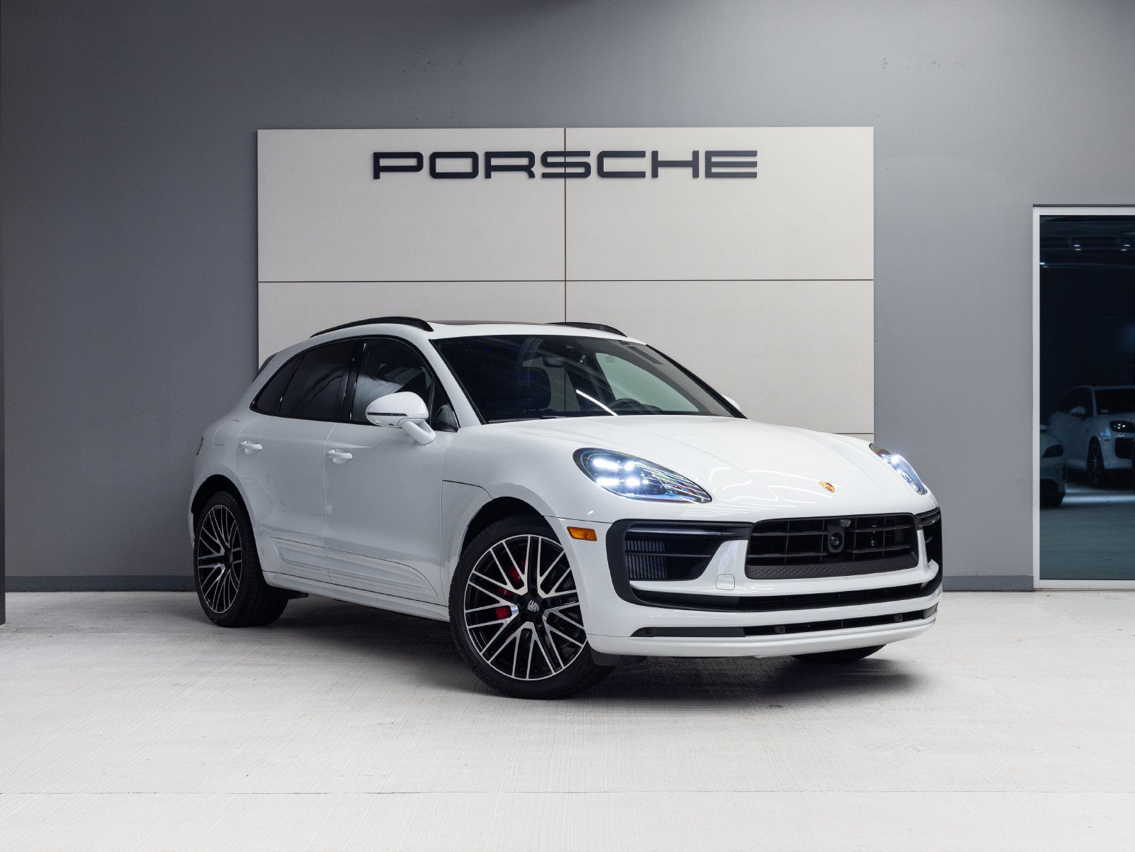 2026 Porsche Macan Macan S