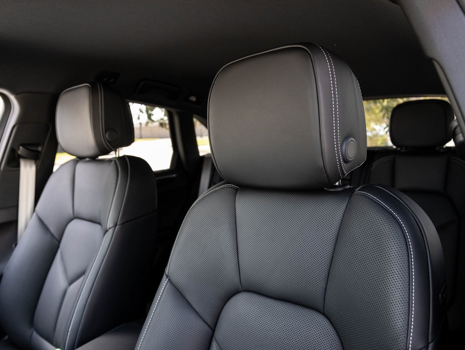 2026 Porsche Macan Macan S