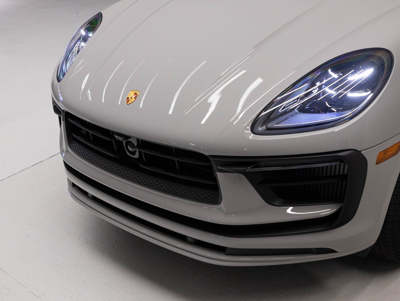 2026 Porsche Macan Macan S