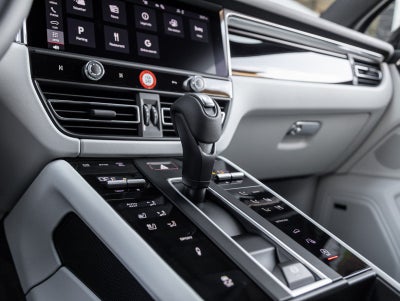 2026 Porsche Macan Macan S