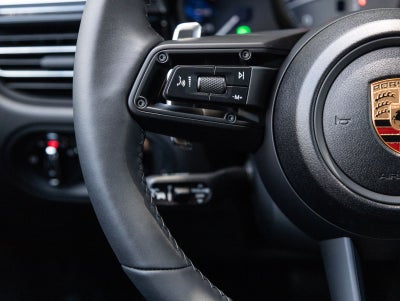 2026 Porsche Macan Macan S
