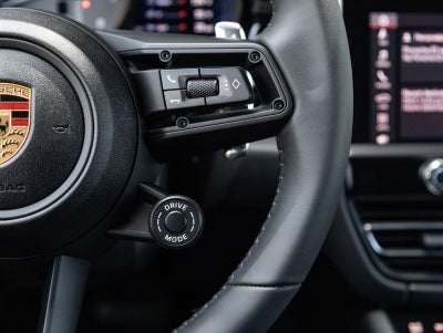 2026 Porsche Macan Macan S