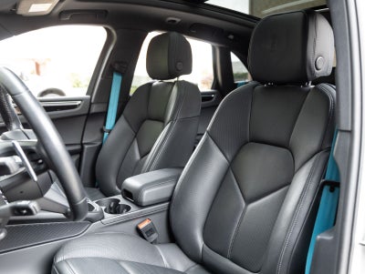 2023 Porsche Macan S