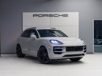 2026 Porsche Cayenne Cayenne GTS