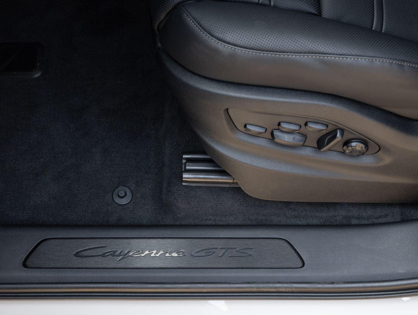 2026 Porsche Cayenne GTS