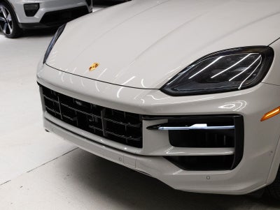 2026 Porsche Cayenne GTS