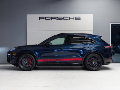 2025 Porsche Cayenne Cayenne GTS