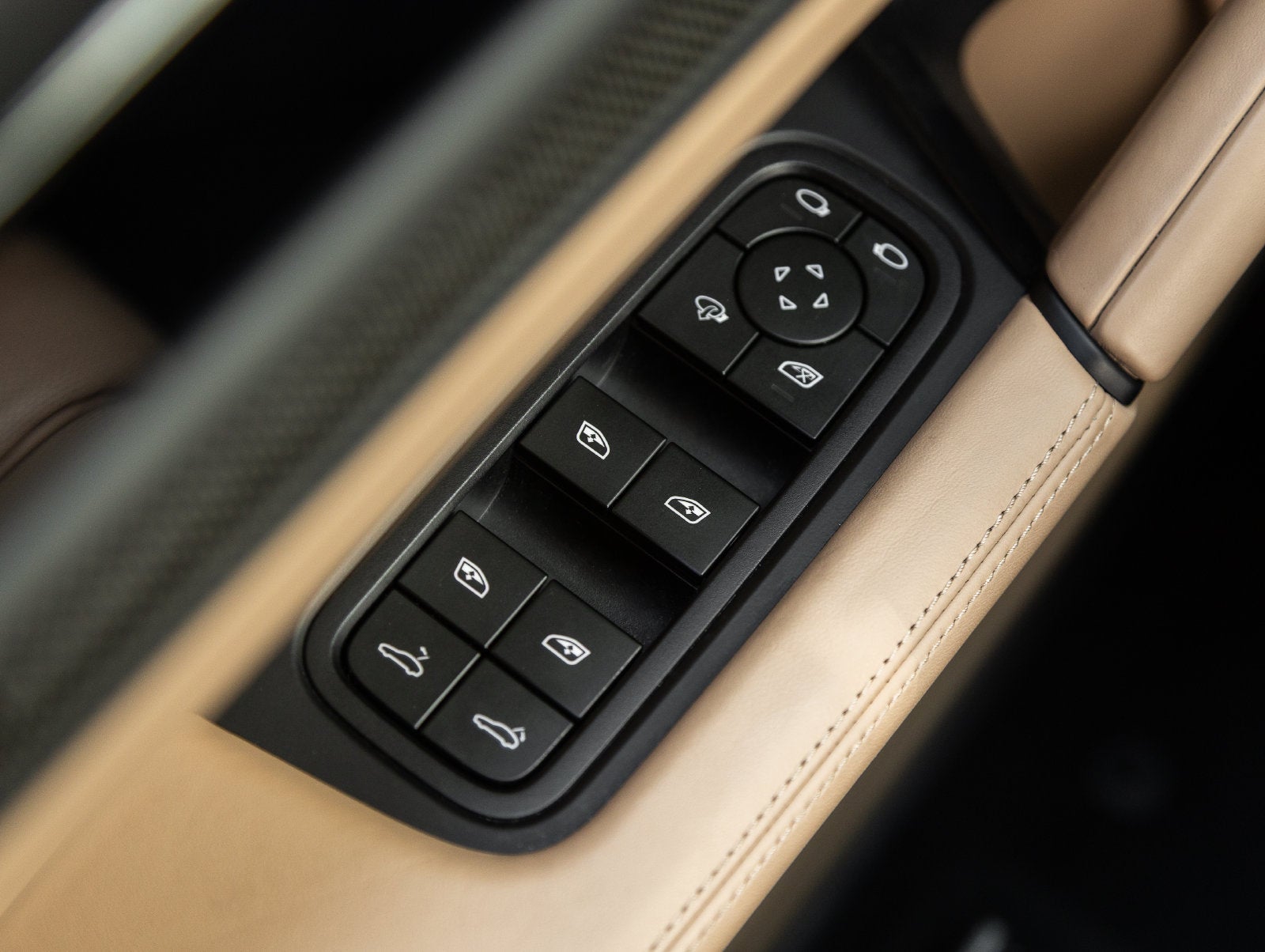 2025 Porsche Cayenne Cayenne GTS