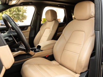 2025 Porsche Cayenne Cayenne GTS