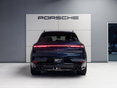 2025 Porsche Cayenne Cayenne GTS