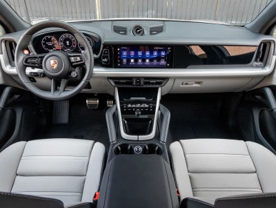 2026 Porsche Cayenne S