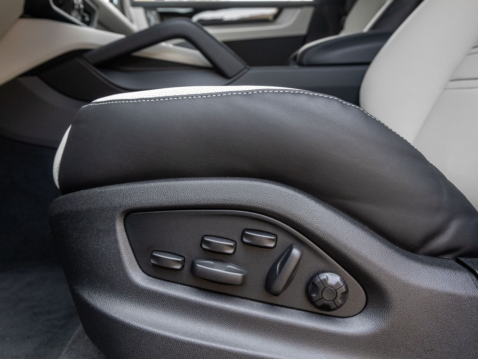 2026 Porsche Cayenne S