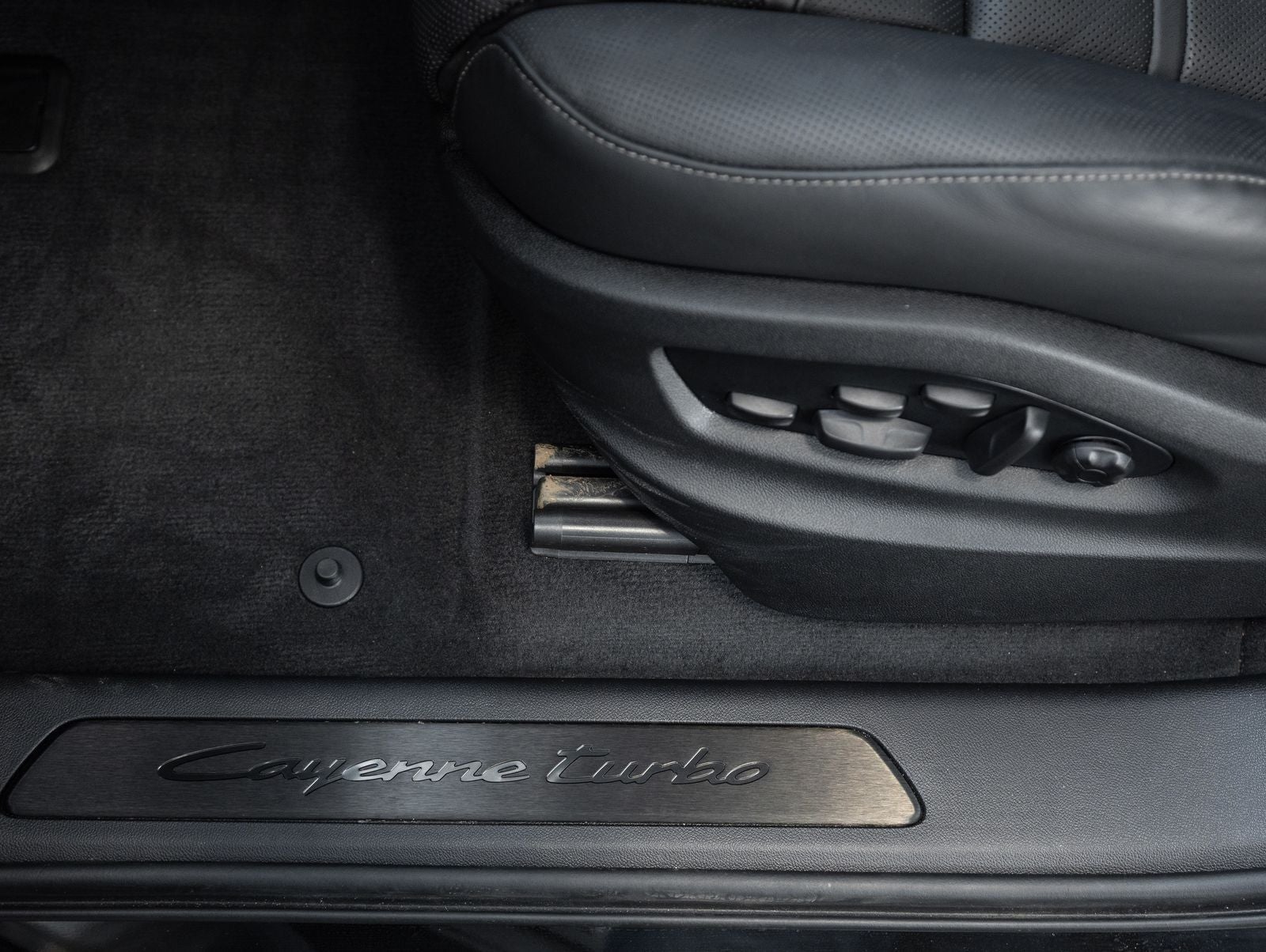 2025 Porsche Cayenne Turbo E-Hybrid