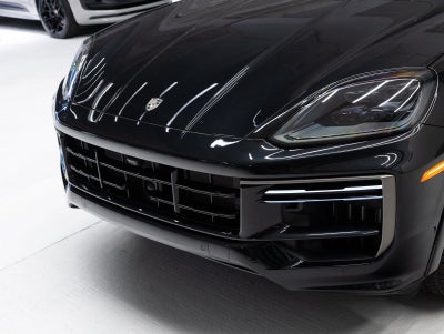 2025 Porsche Cayenne Turbo E-Hybrid