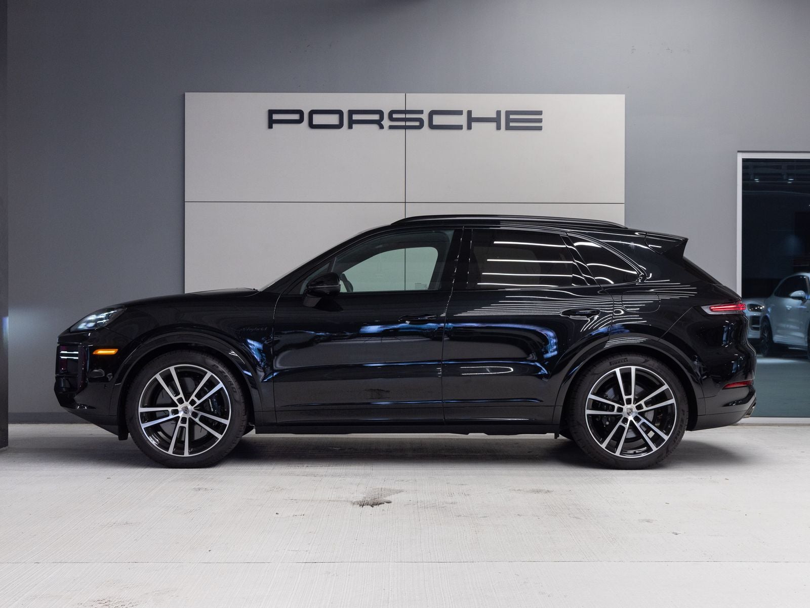 2025 Porsche Cayenne Turbo E-Hybrid