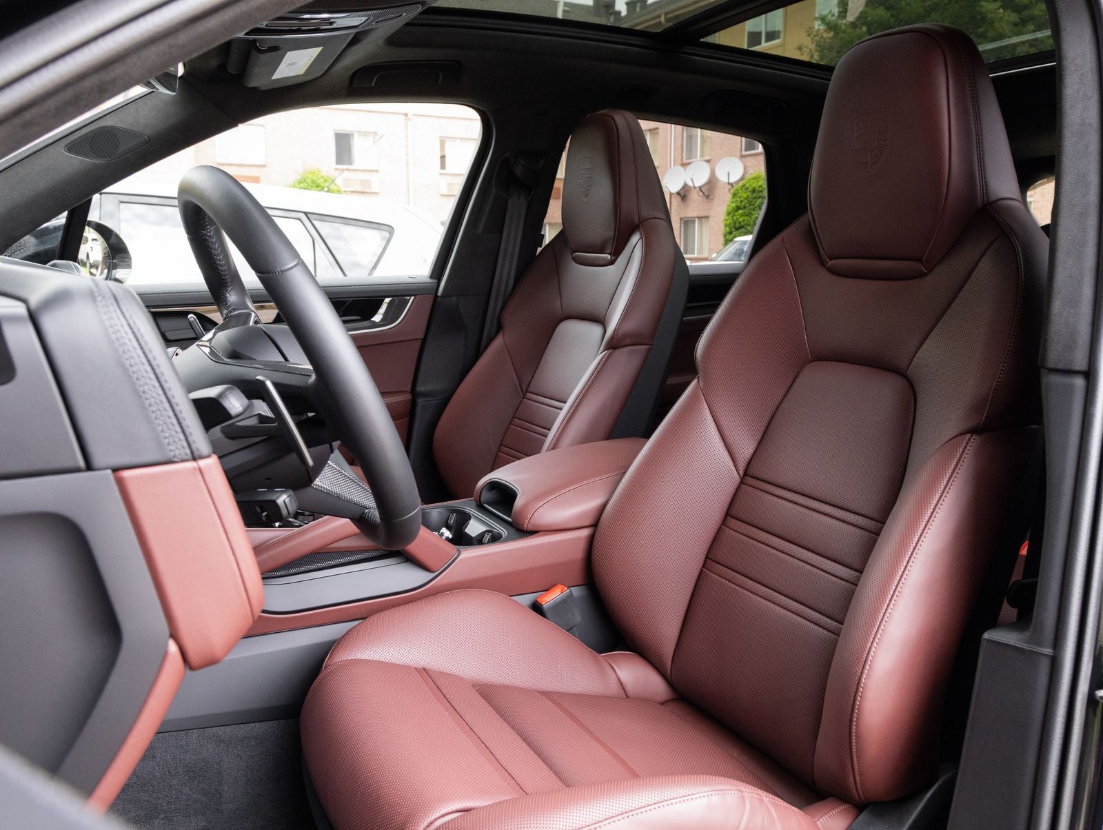 2025 Porsche Cayenne Turbo E-Hybrid