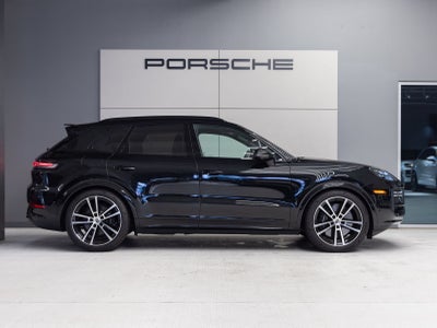 2025 Porsche Cayenne Turbo E-Hybrid