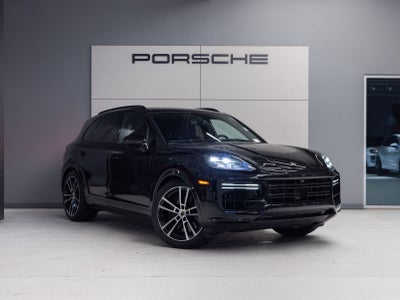 2025 Porsche Cayenne Turbo E-Hybrid