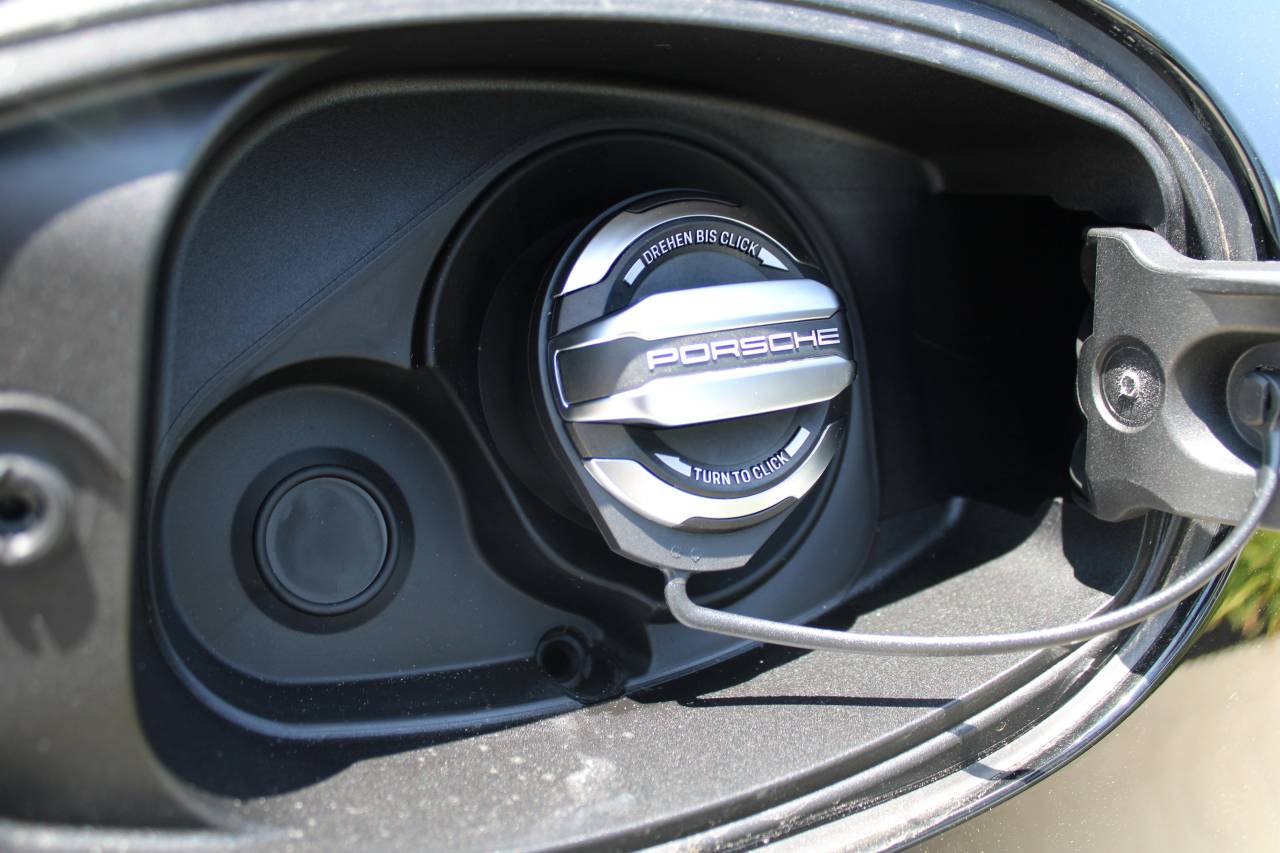 2025 Porsche Cayenne Turbo E-Hybrid