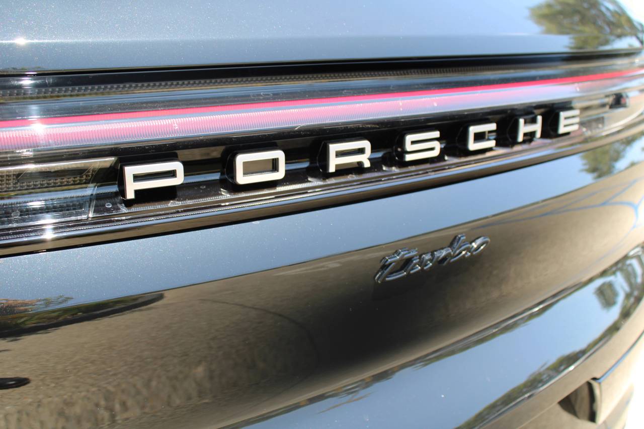 2025 Porsche Cayenne Turbo E-Hybrid