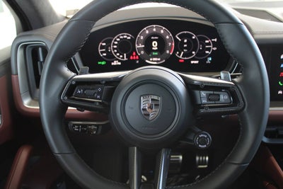 2025 Porsche Cayenne Turbo E-Hybrid