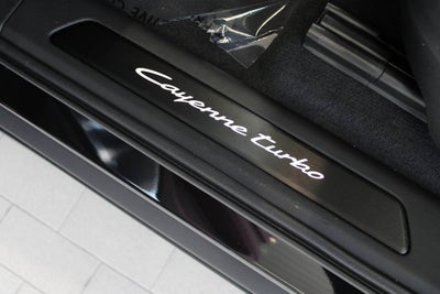 2025 Porsche Cayenne Turbo E-Hybrid