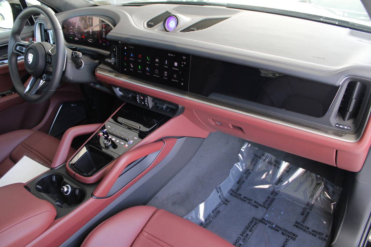 2025 Porsche Cayenne Turbo E-Hybrid