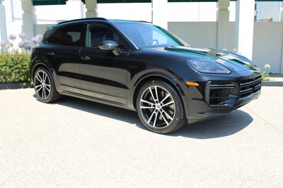2025 Porsche Cayenne Turbo E-Hybrid