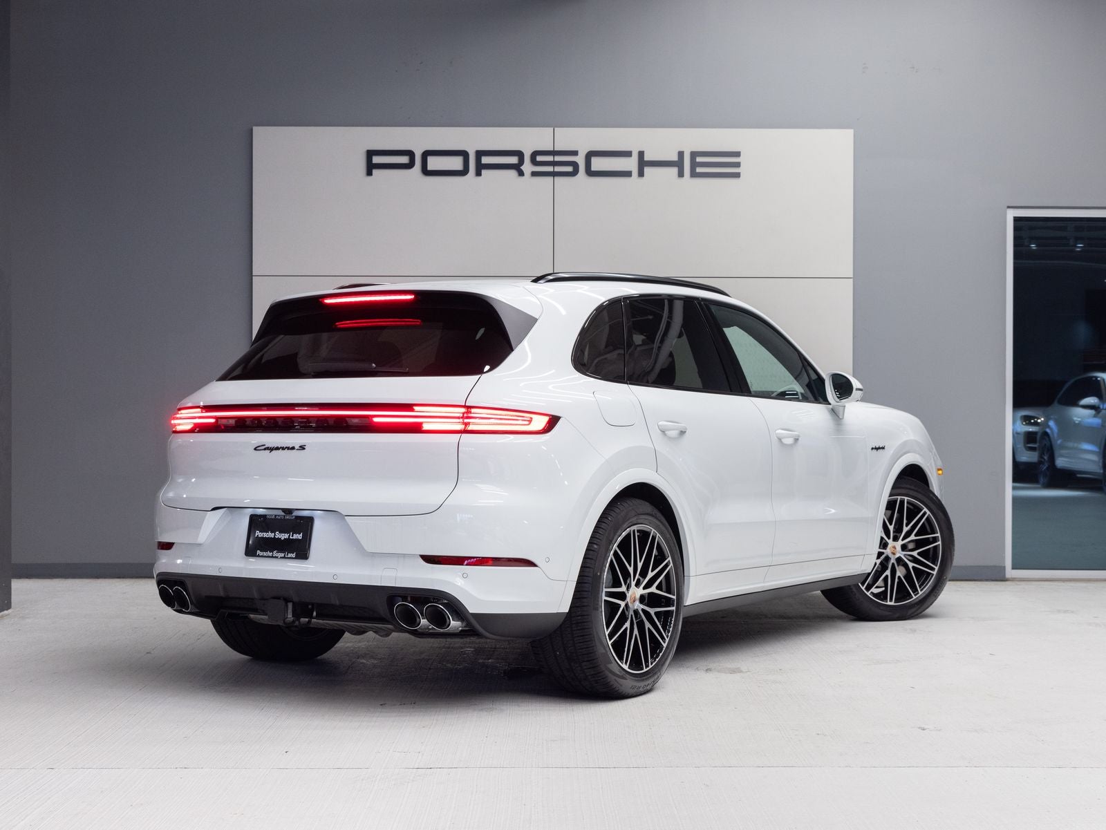 2026 Porsche Cayenne S E-Hybrid